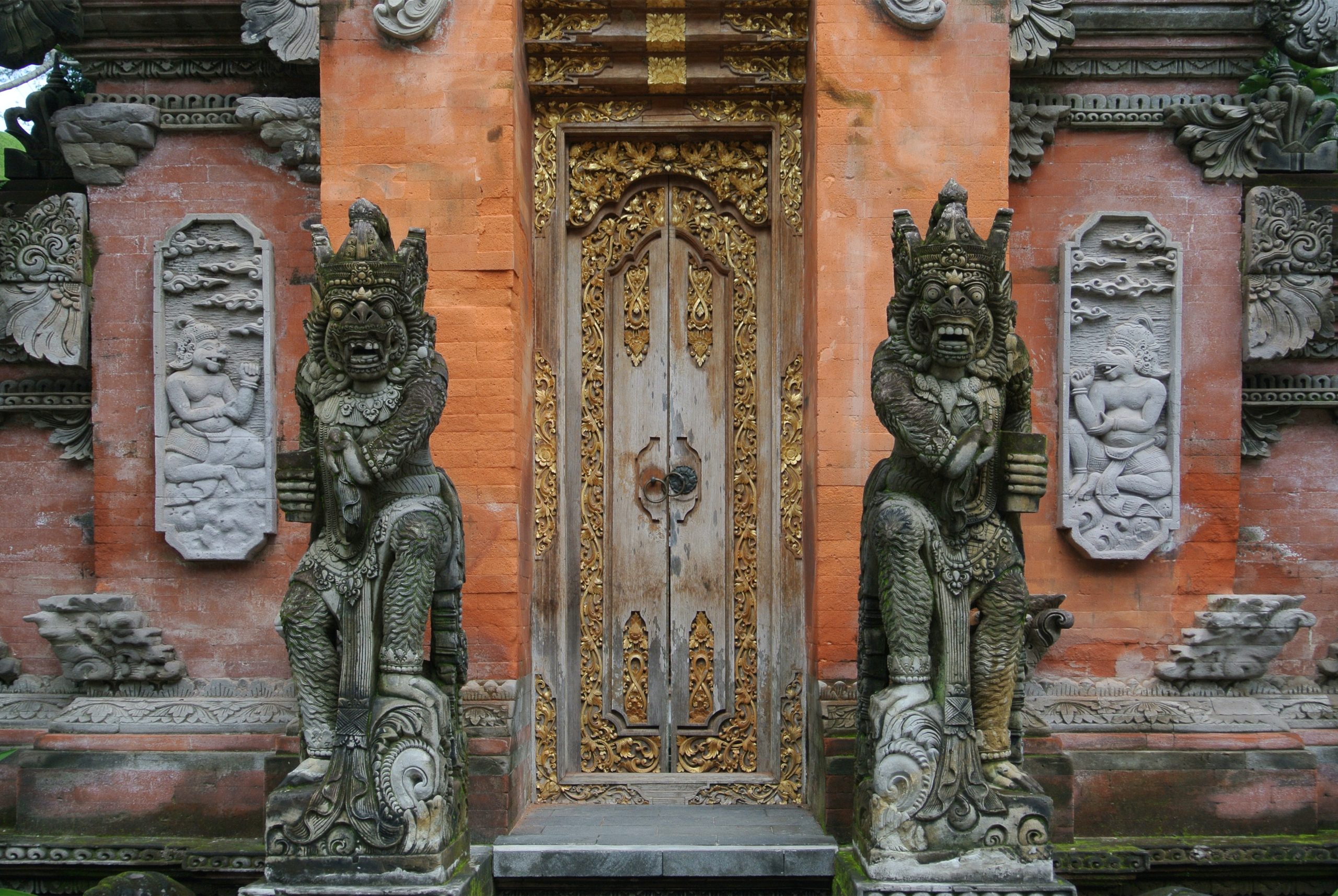 Bagaimana Pengaruh Sistem Kasta Bali Dalam Kehidupan Bermasyarakat Masa Kini?